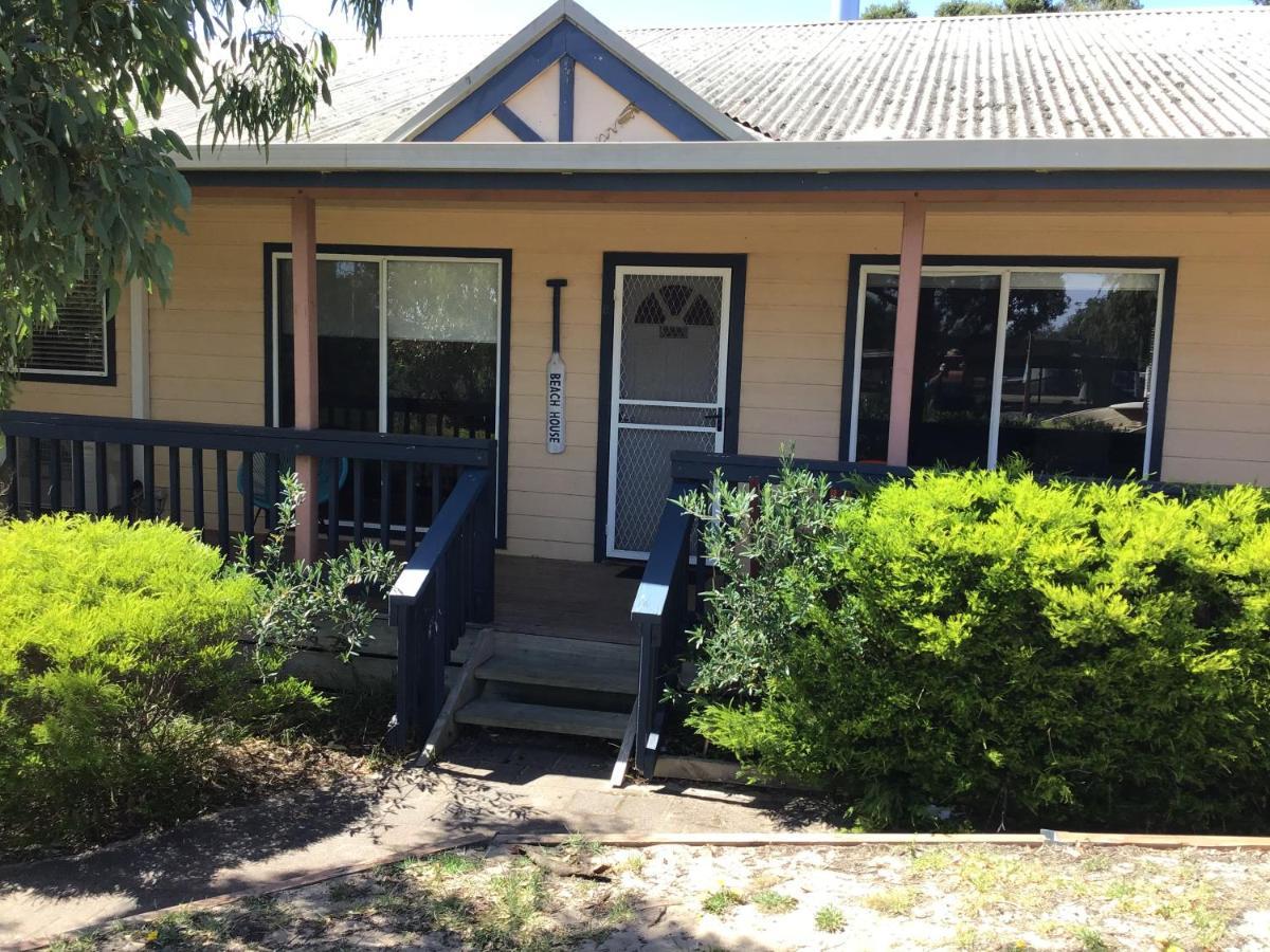 90 Mile Beachhouse&Villas Golden Beach Exterior photo